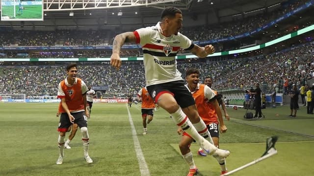 Líder de torcida do Palmeiras faz ameaça e organizada do São Paulo rebate