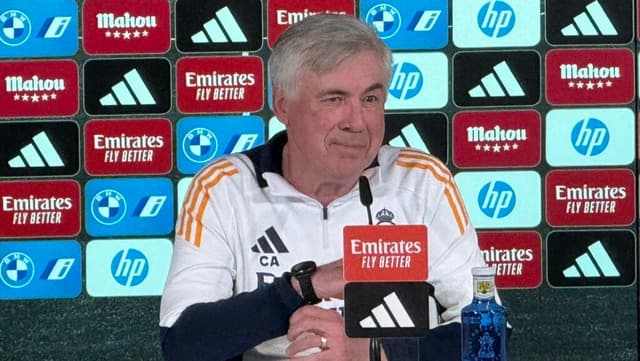 Ancelotti nega contato da Seleção e declara foco no Real Madrid