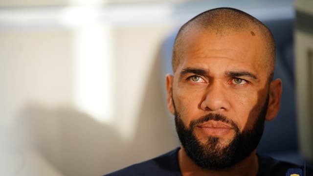 Dani Alves sofre processo e pode pagar até R$ 29 milhões; veja
