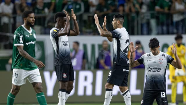 Zagueiro do Corinthians exalta companheiro: ‘Anulou ele’