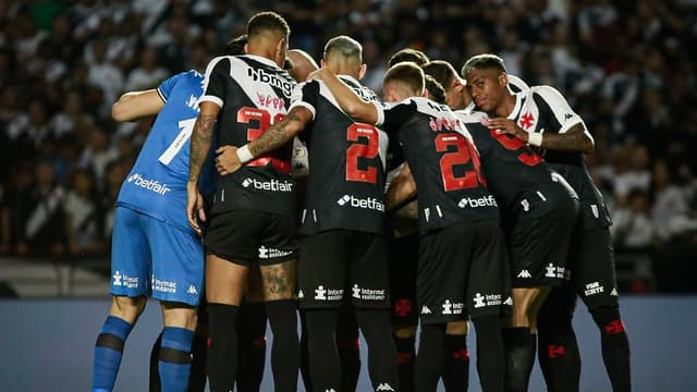 Vasco joga a toalha e deve se despedir de craque em 2025