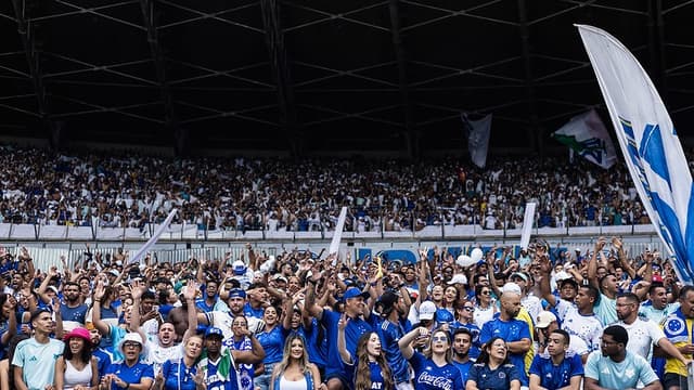 Gusttavo Lima faz com que Cruzeiro deixe de jogar no Mineirão