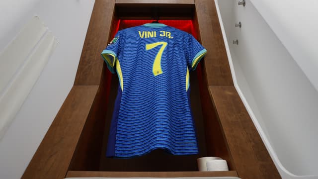 Seleção Brasileira terá camisa inédita na Copa do Mundo; entenda