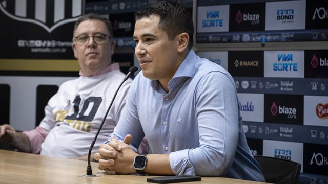 Santos muda planos procura ex-técnico de rival; veja quem