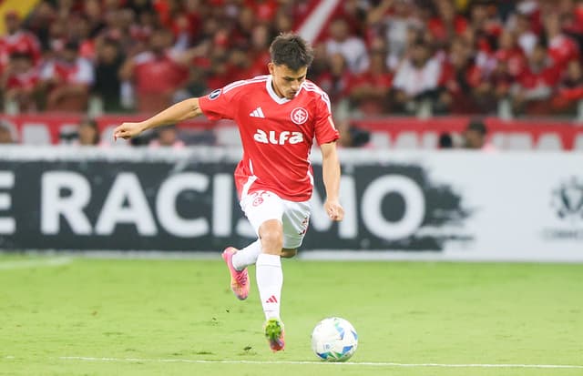 Titular do Internacional volta a ser ‘assediado’ por clube da Europa