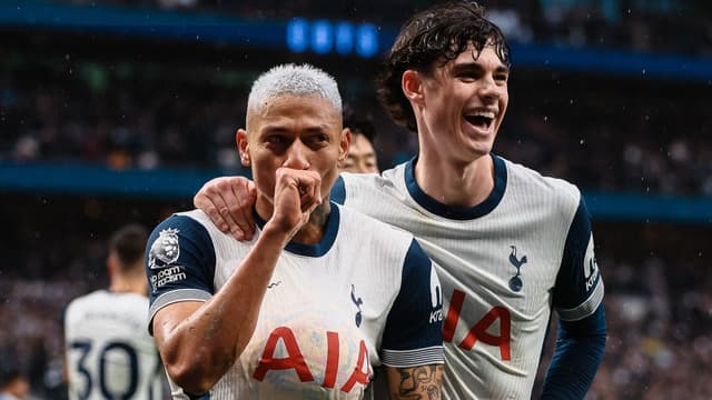 Três gigantes da Série A monitoram Richarlison, do Tottenham