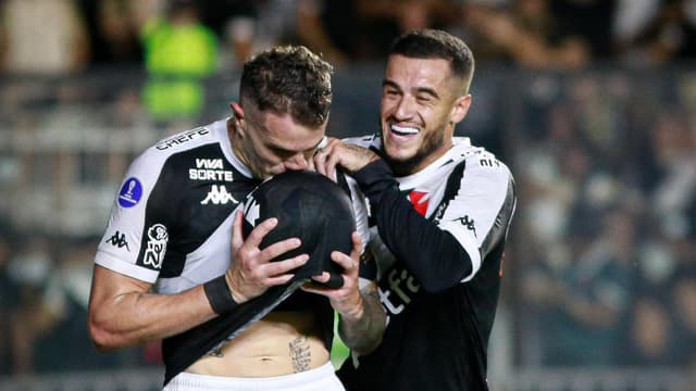 Vegetti marca de novo e supera rival com a camisa do Vasco