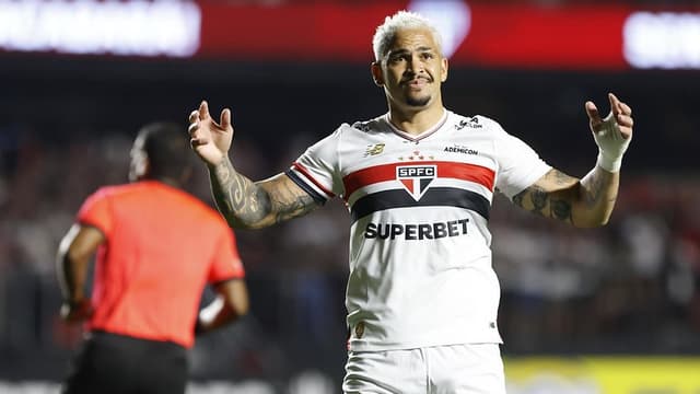 São Paulo quer apagar má impressão e aposta em retrospecto