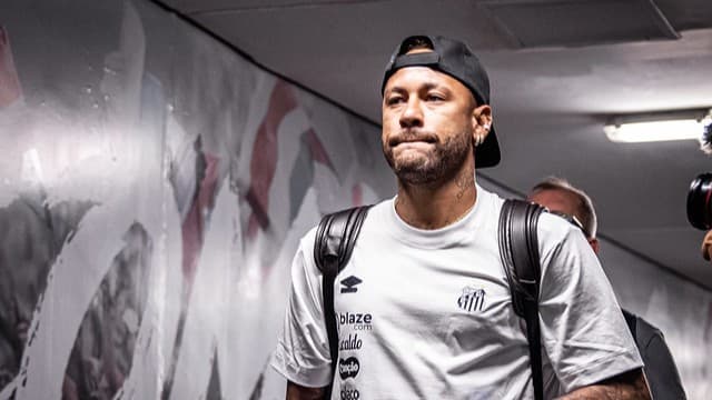 Santos de Neymar supera marca negativa depois de 10 anos