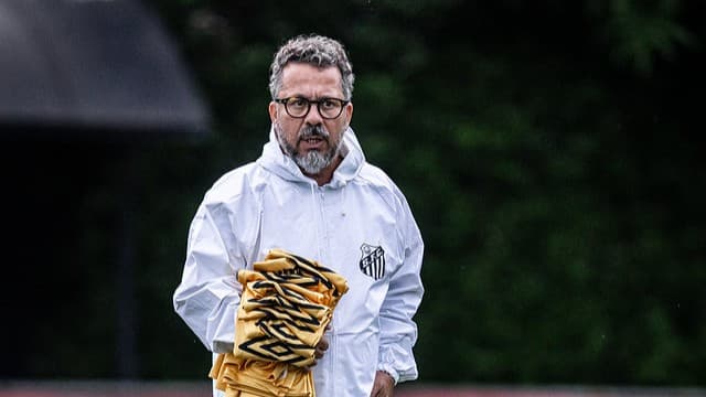Novo treinador do Santos explica chegada: ‘Mostraram o projeto’