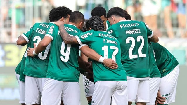 Jogador deixou o Atlético para ser campeão pelo Palmeiras; veja