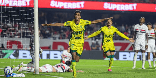 Mirassol vence no Morumbis com show e gol de Reinaldo