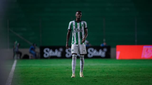 Botafogo encaminha compra de destaque do Juventude; veja quem