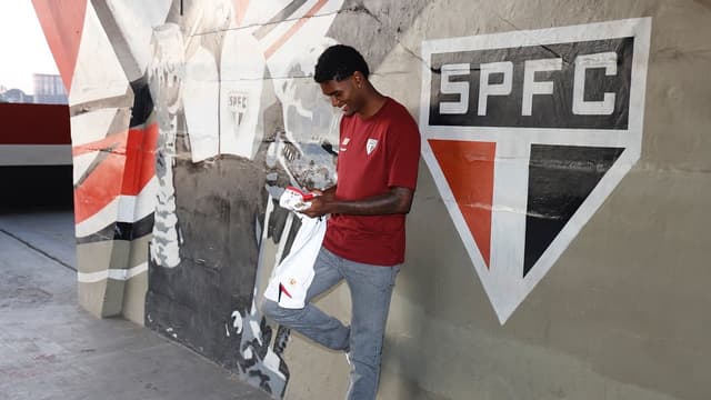 São Paulo renova com jóia e multa passa dos 600 milhões; veja