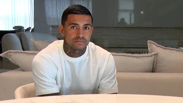 Acertado com o Atlético, Dudu explica crítica ao gramado sintético