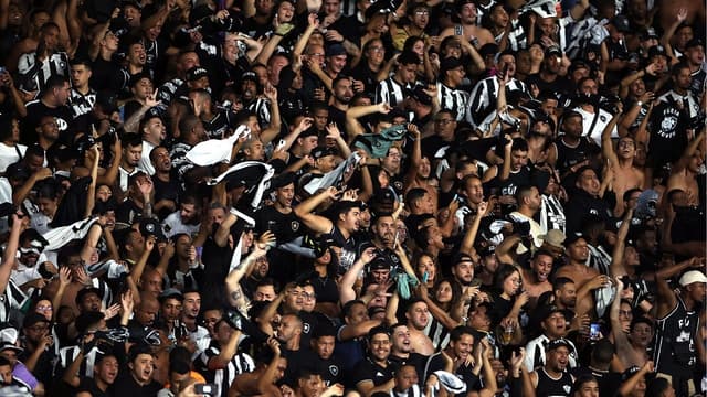 Botafogo emite nota de insatisfação com venda de ingressos para o clássico