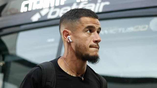 Coutinho é interrompido por tiroteio em gravação; veja vídeo