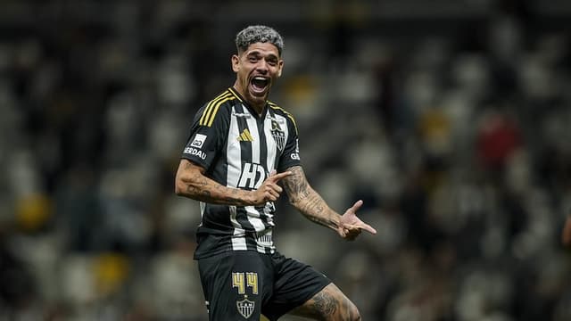 Em alta, Rubens atrai interesses; detalhe pode inviabilizar saída