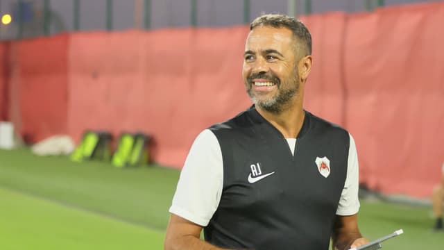 São Paulo e Atlético disputam volante brasileiro do Al-Rayyan