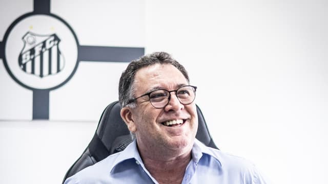Presidente do Santos se retrata por manifestações: ‘União e fé’