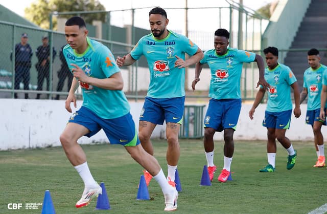 Jogador da Seleção Brasileira é anunciado como novo reforço do Manchester United