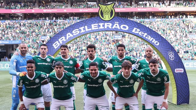 Benfica monitora situação de ‘xodó’ da zaga do Palmeiras; entenda