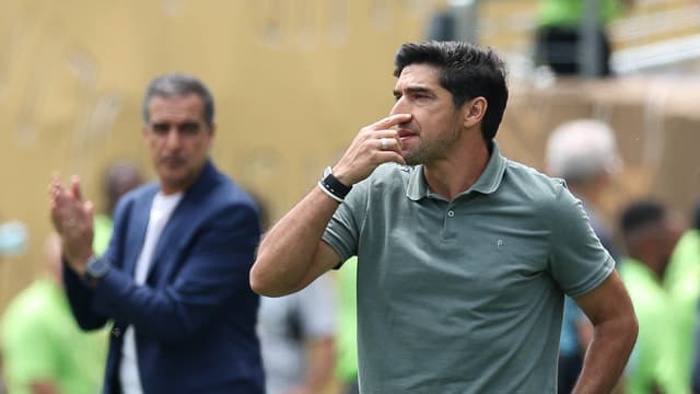 Atleta da Seleção fecha com o Chelsea e será rival do Palmeiras