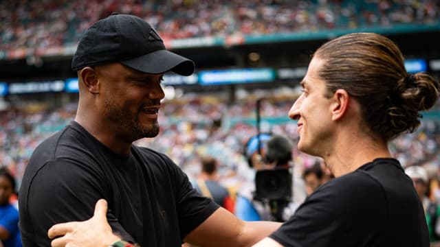Kompany rasgou o verbo após vencer o Flamengo: “Mantivemo-nos calmos”