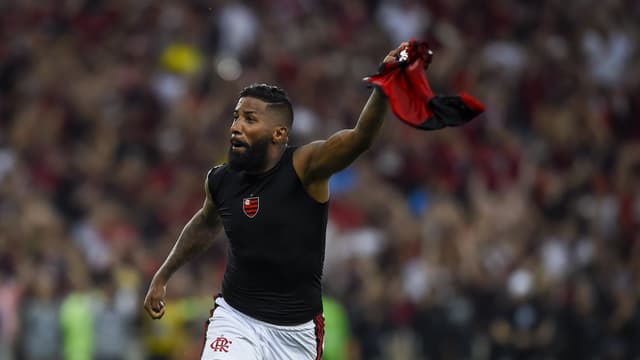 Rodinei falou sobre retorno ao Flamengo e não fechou portas no Brasil