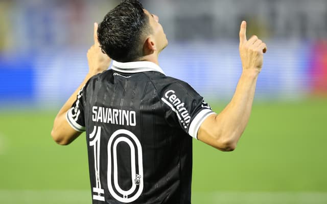 Botafogo recebe propostas milionárias por Savarino