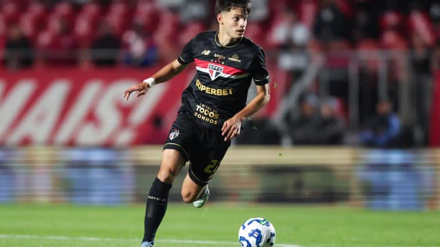 São Paulo Sofre Punição da FIFA e Fica Impedido de Contratar Jogadores