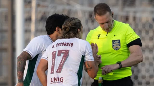 Arbitragem gera polêmica em jogo entre Bragantino e Fluminense pelo Brasileirão