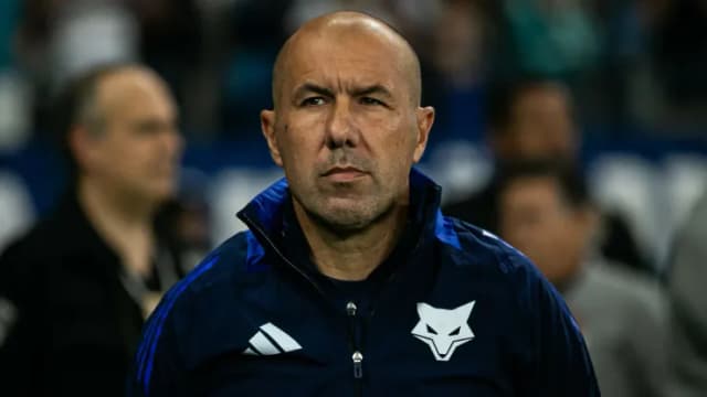 Cruzeiro vence São Paulo e Jardim elogia Crespo
