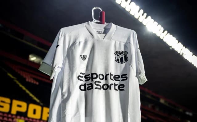 Sport e Ceará confirmam escalações para duelo do Brasileirão na Ilha do Retiro