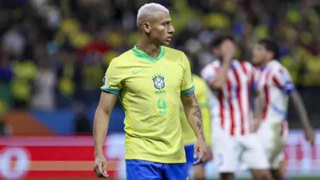 Richarlison tem a melhor média de participação em gols entre centroavantes da Seleção em 2025