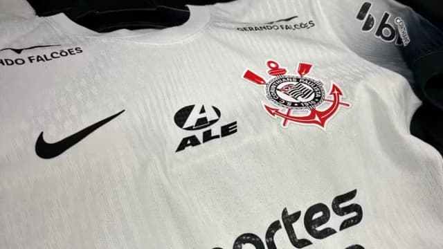 Auditoria no Corinthians indica retirada acima da cota de materiais da Nike