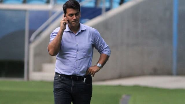Grêmio mira Rui Costa, e São Paulo oferece aumento e “protagonismo” para mantê-lo