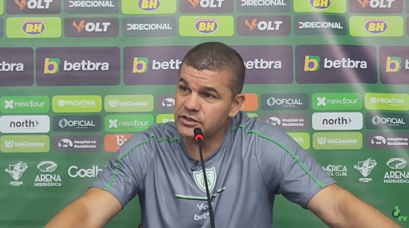 América-MG na Série B: Umberto Louzer defende elenco após derrota e foca em recuperação