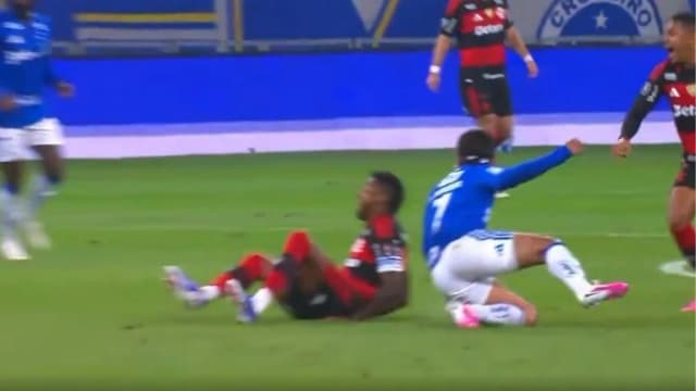 Arbitragem em Cruzeiro x Flamengo: especialista defende amarelo para Matheus Henrique