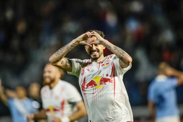 Retrospecto da 22ª rodada do Brasileirão destaca tabus e clássicos nacionais