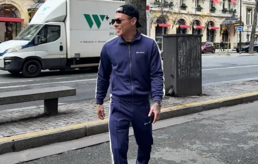 Eduardo Vargas celebra 100 jogos na Universidad de Chile com gol e desabafo