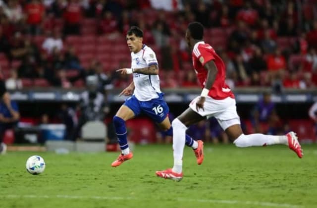 Botafogo formaliza proposta por Lucas Villalba visando a temporada de 2026