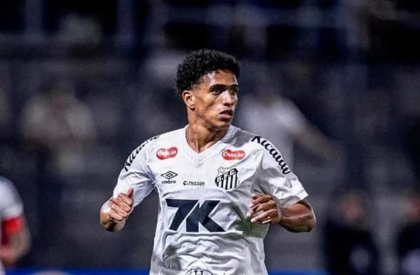 Santos pode faturar R$ 7 milhões com possível venda de João Victor ao Benfica