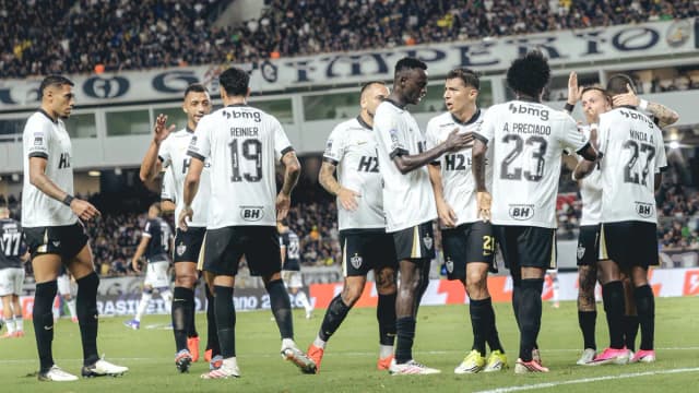 Artilheiro do Atlético-MG em 2026: Bernard marca contra o Remo e ultrapassa marca de Hulk