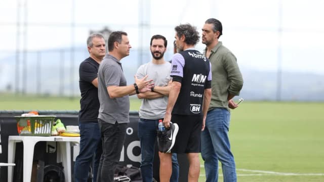 Atlético-MG mantém cautela no mercado da bola apesar da pressão por novos reforços