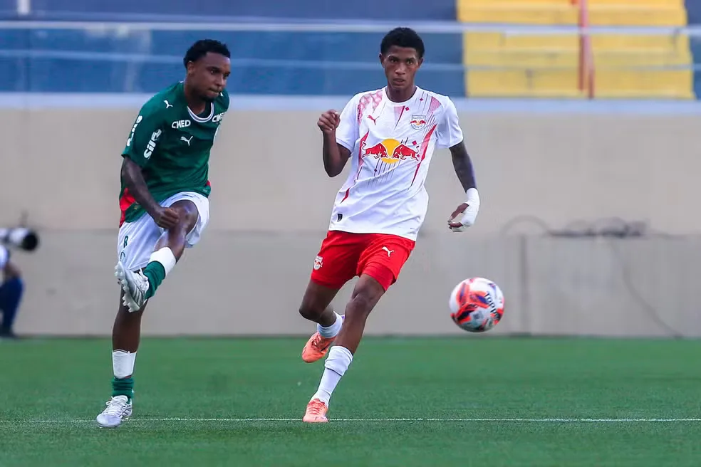 Red Bull Bragantino e Palmeiras duelam por vaga na final do Sub-20