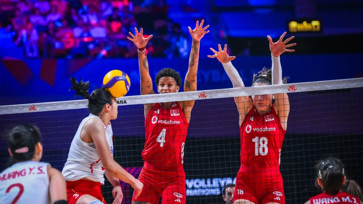 VNL feminina: Turquia derrota China por 3 a 0 e decide título contra o Brasil