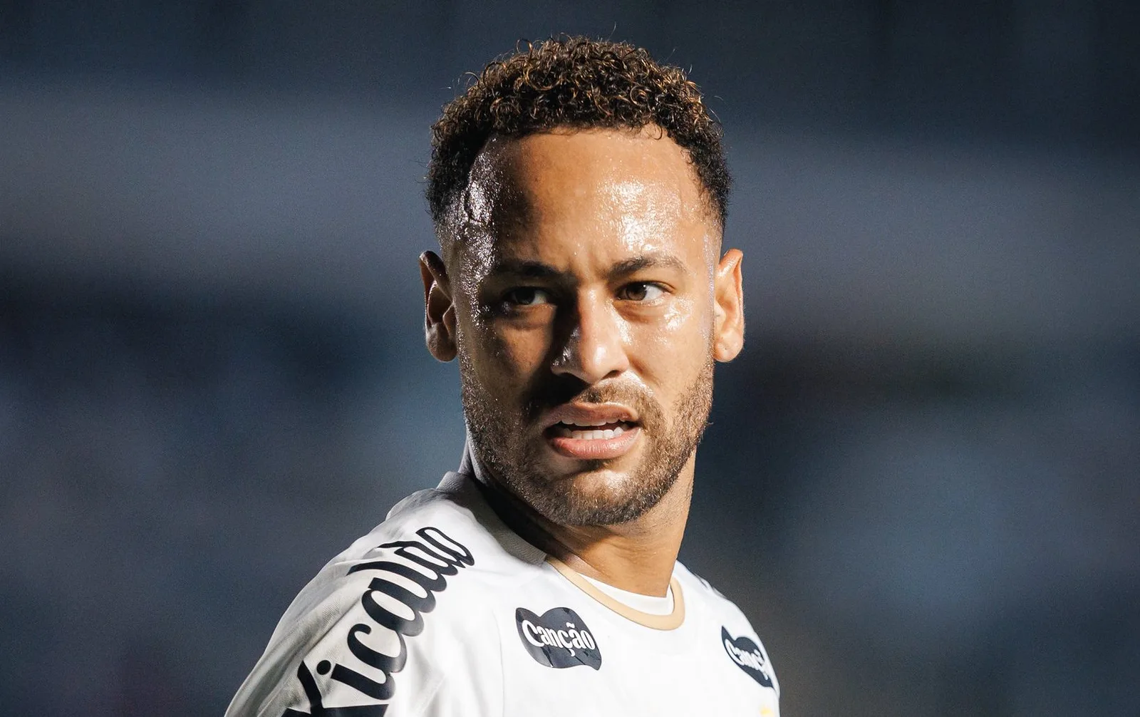 Neymar no Santos: jogador rebate jornalista sobre atuar no sintético contra o Palmeiras