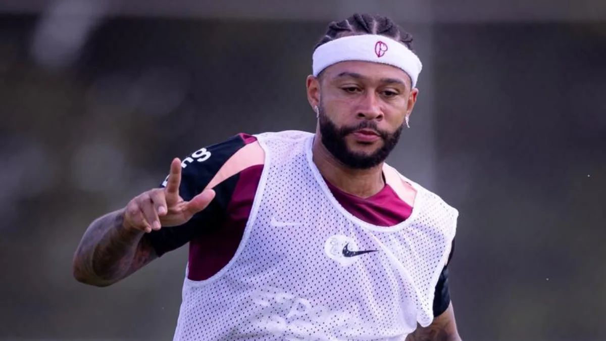 Corinthians anuncia saída de Memphis Depay por questões financeiras