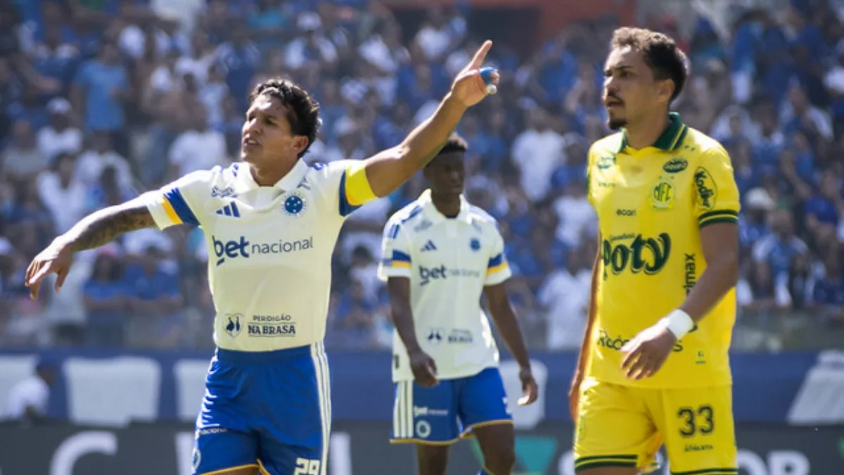 O volante Zé Lucas
